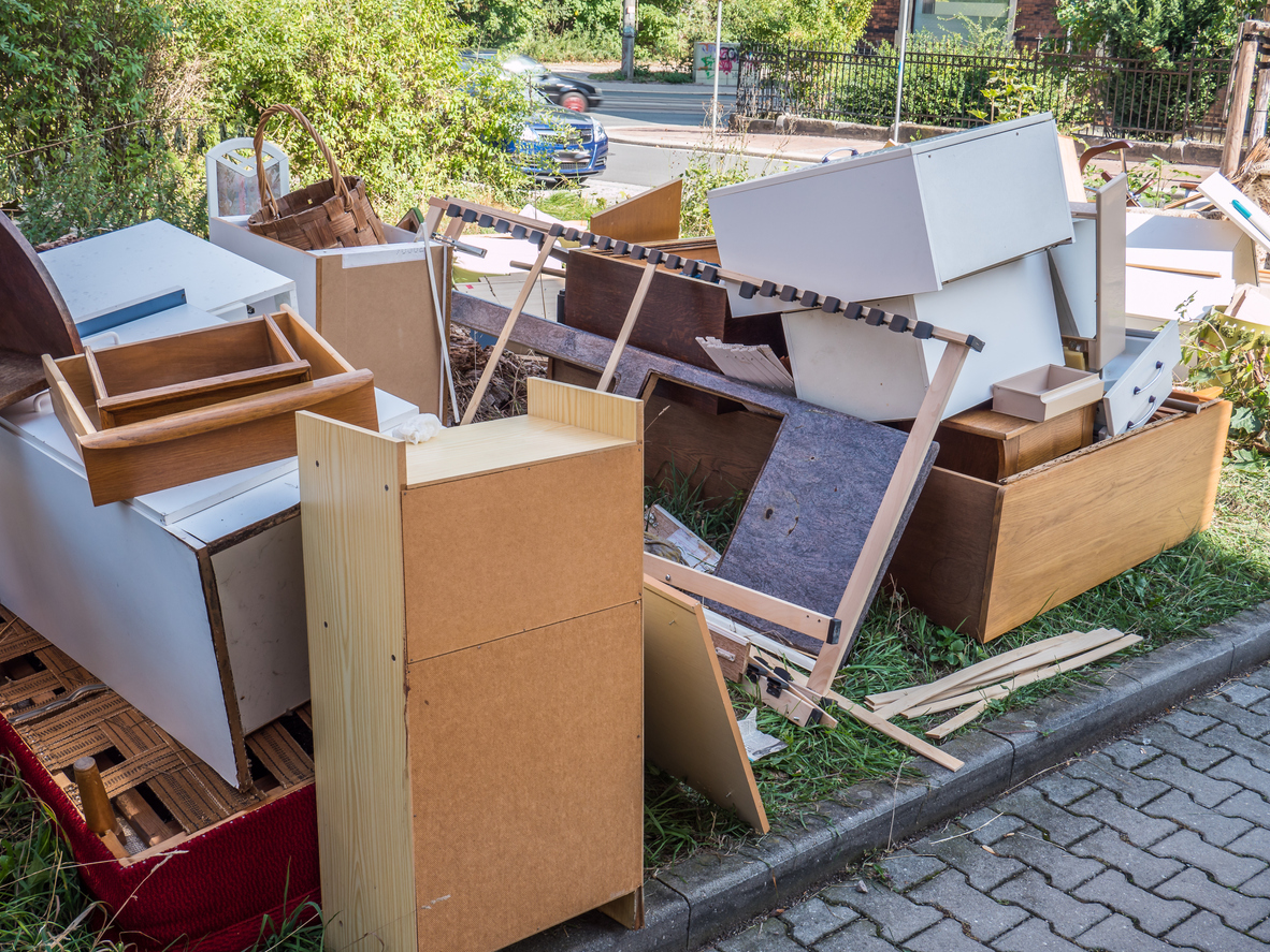 Top Tips for Hiring Professional Rubbish Removals Services in Lagos