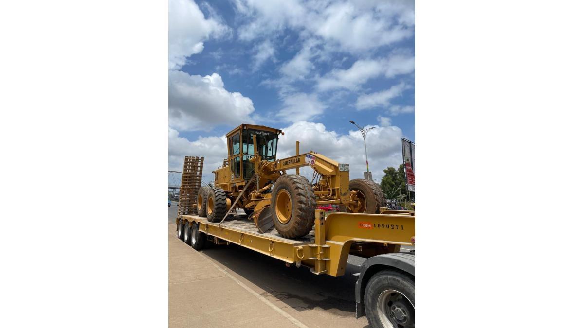 Low Bed Trailer Rental in Accra (Equipment + operator)