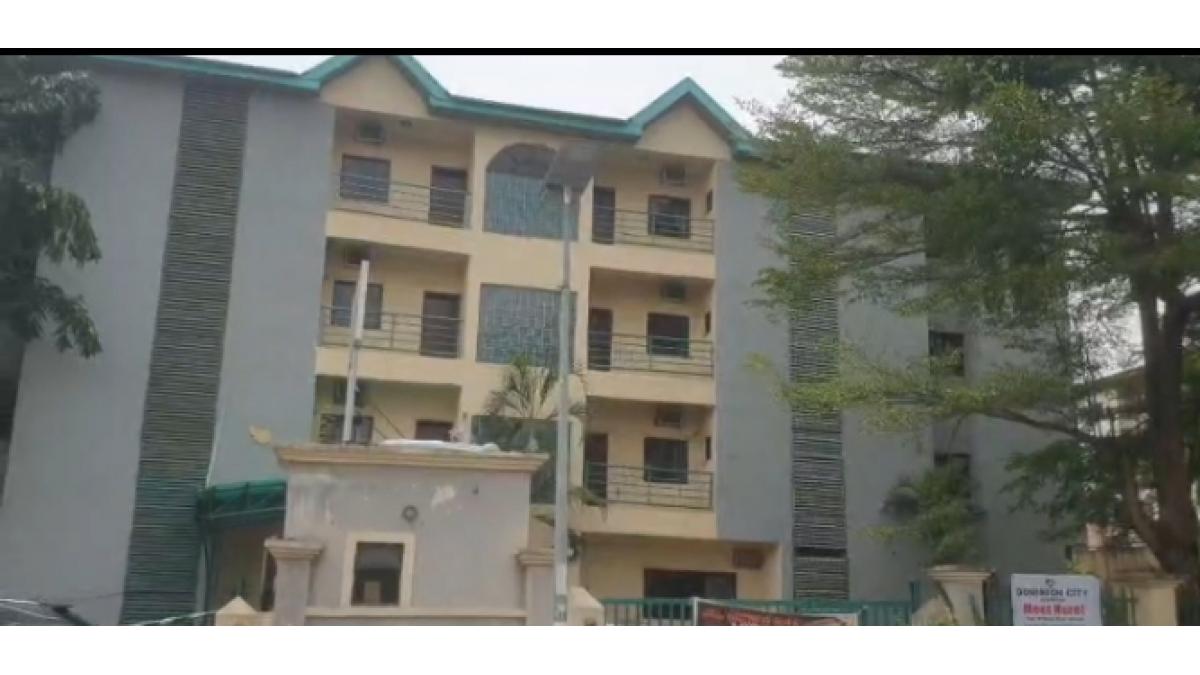 2 bed flat to let, Crown Lodge, Elystan Street - African Land