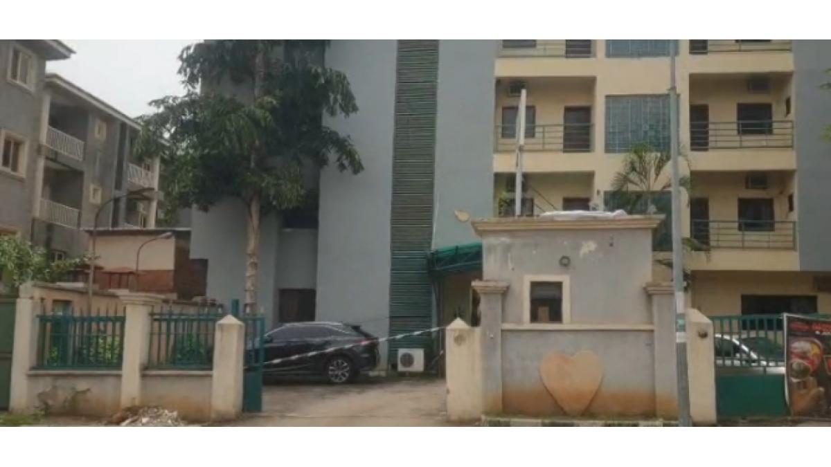 2 bed flat to let, Crown Lodge, Elystan Street - African Land
