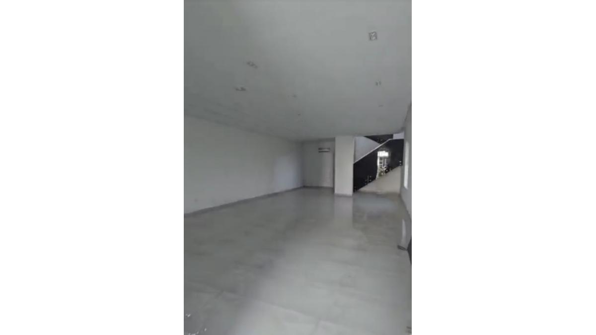 2 bed flat to let, Crown Lodge, Elystan Street - African Land