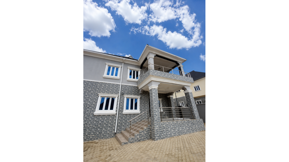 Solid 5-Bedroom Fully Detached Duplex with 2-Bedroom BQ for Sale in Lifecamp, Abuja