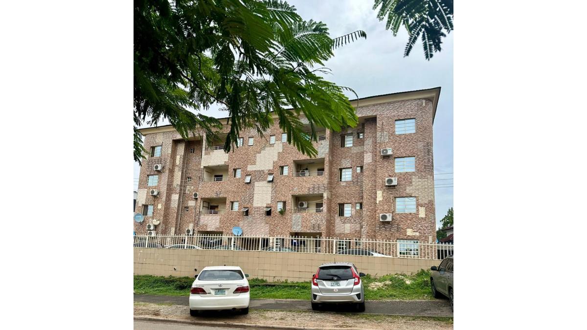 2 bed flat to let, Crown Lodge, Elystan Street - African Land