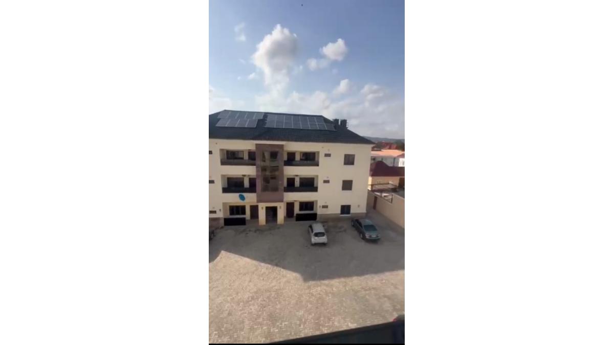 2 bed flat to let, Crown Lodge, Elystan Street - African Land