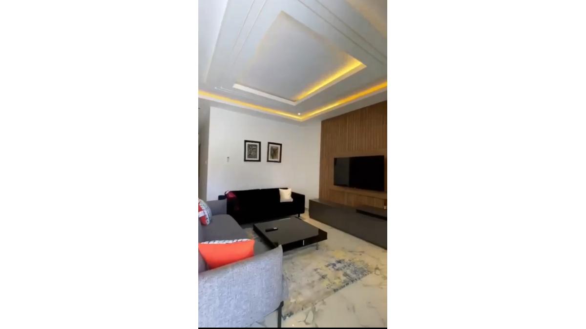 2 bed flat to let, Crown Lodge, Elystan Street - African Land