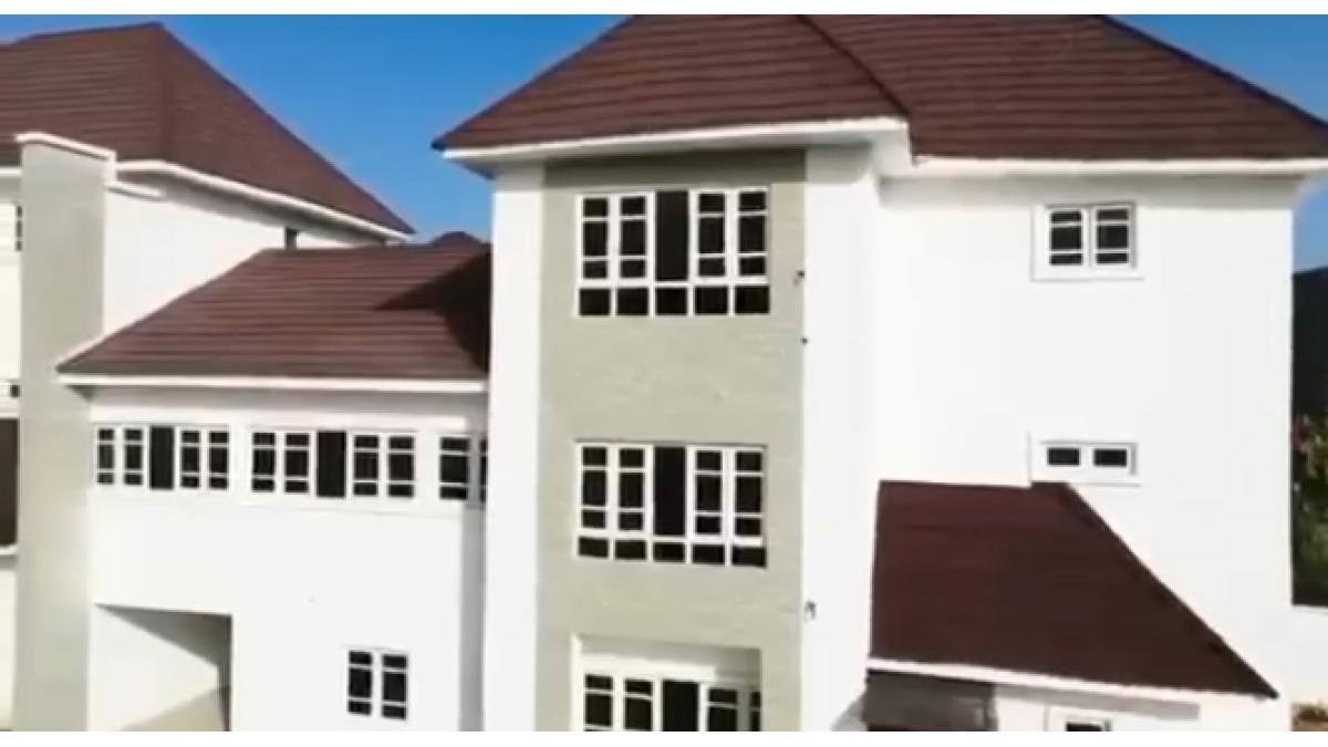 2 bed flat to let, Crown Lodge, Elystan Street - African Land