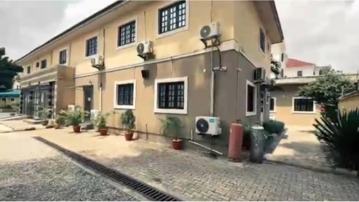 2 bed flat to let, Crown Lodge, Elystan Street - African Land
