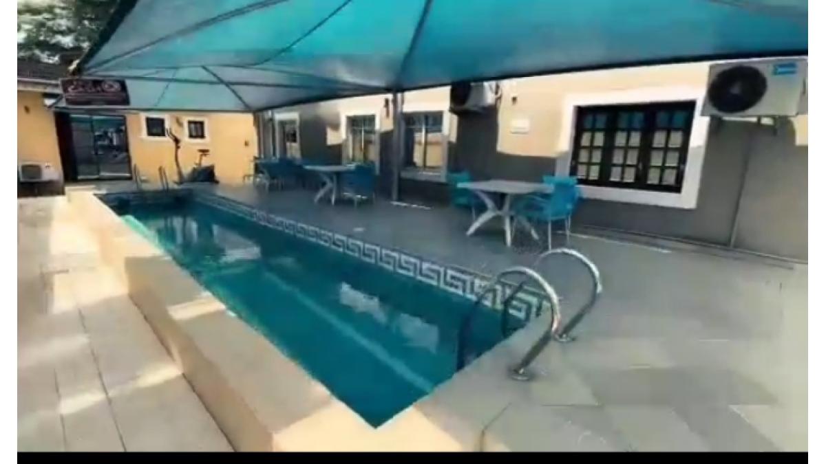 2 bed flat to let, Crown Lodge, Elystan Street - African Land