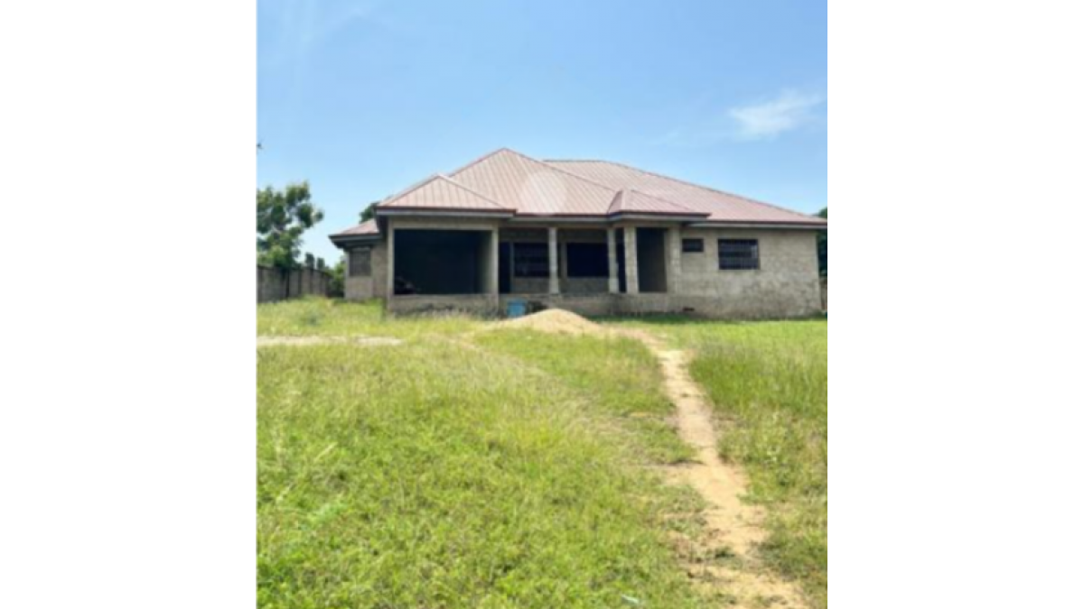 2 bed flat to let, Crown Lodge, Elystan Street - African Land