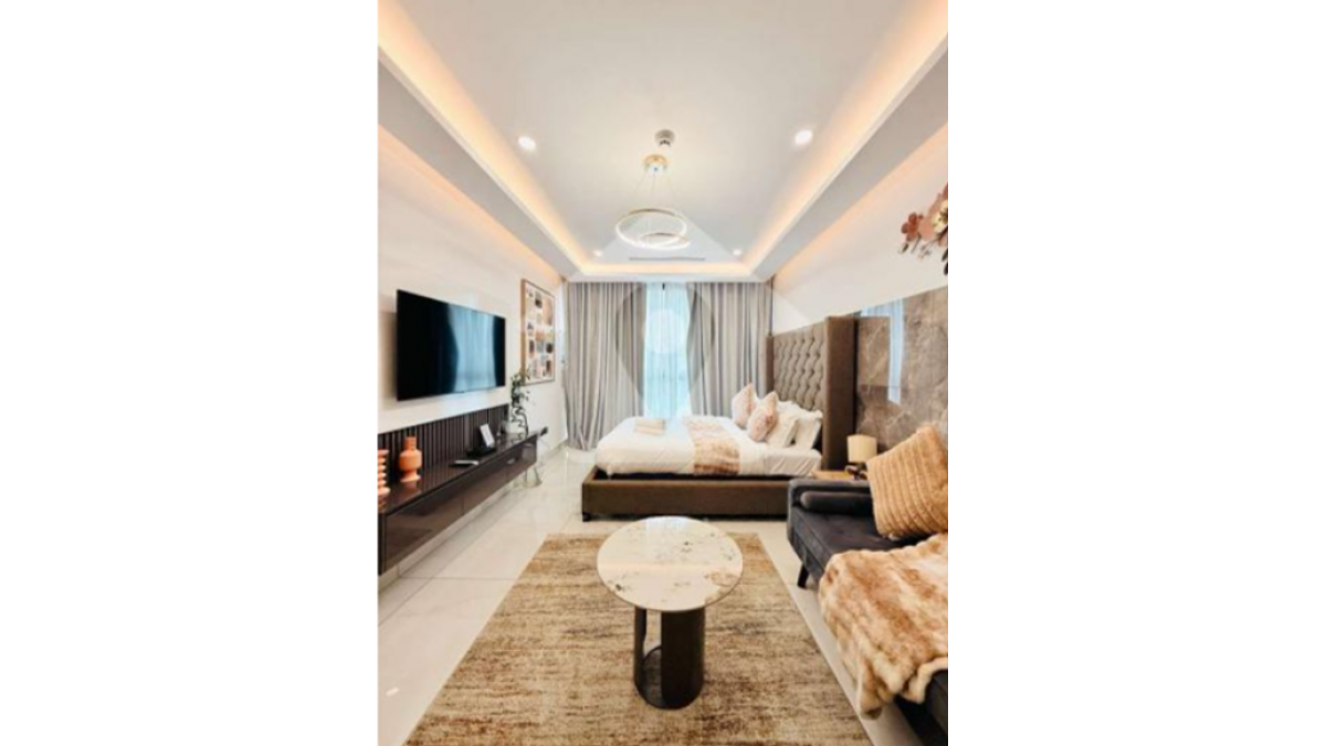 2 bed flat to let, Crown Lodge, Elystan Street - African Land