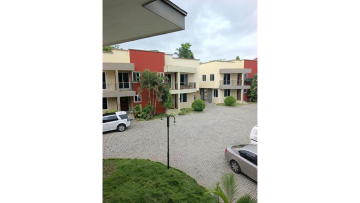 2 bed flat to let, Crown Lodge, Elystan Street - African Land