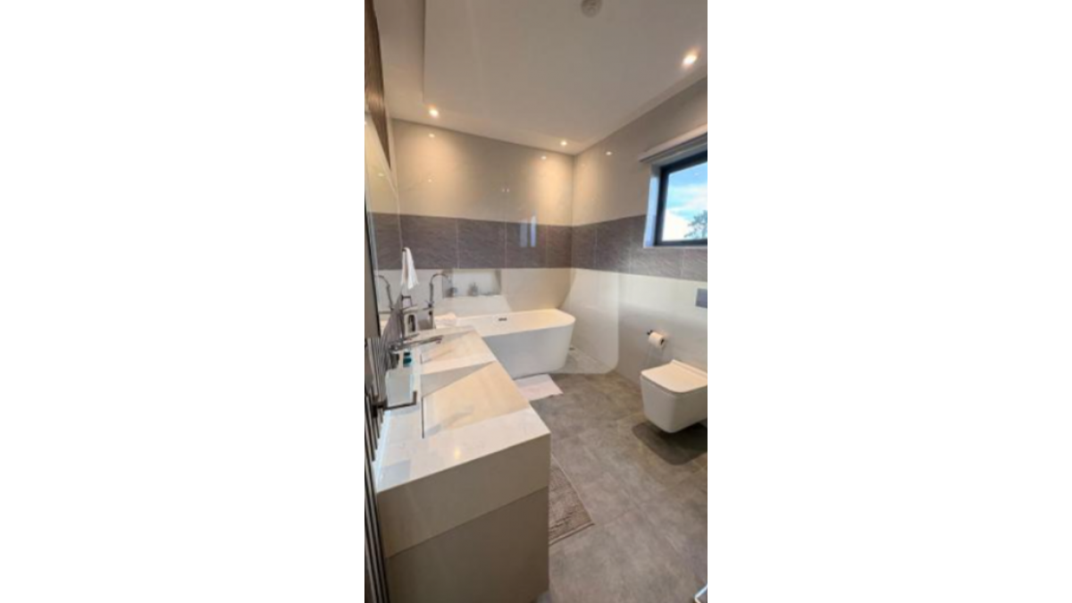 2 bed flat to let, Crown Lodge, Elystan Street - African Land