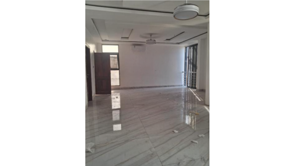 2 bed flat to let, Crown Lodge, Elystan Street - African Land
