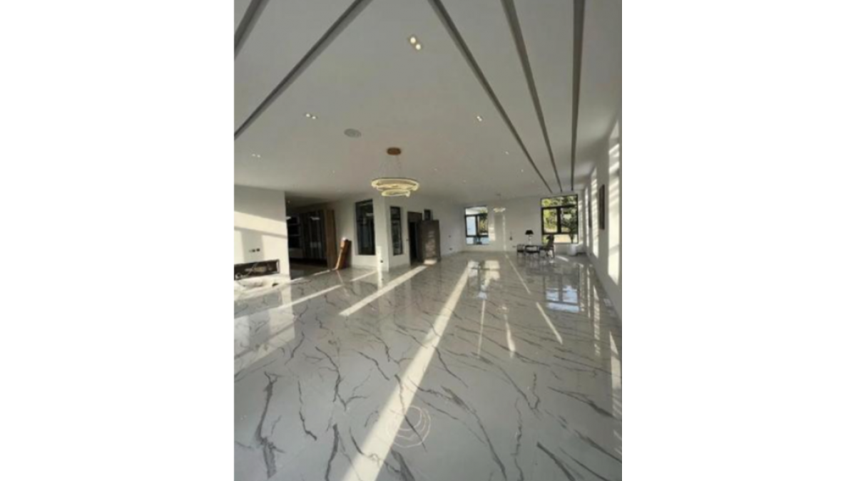 2 bed flat to let, Crown Lodge, Elystan Street - African Land