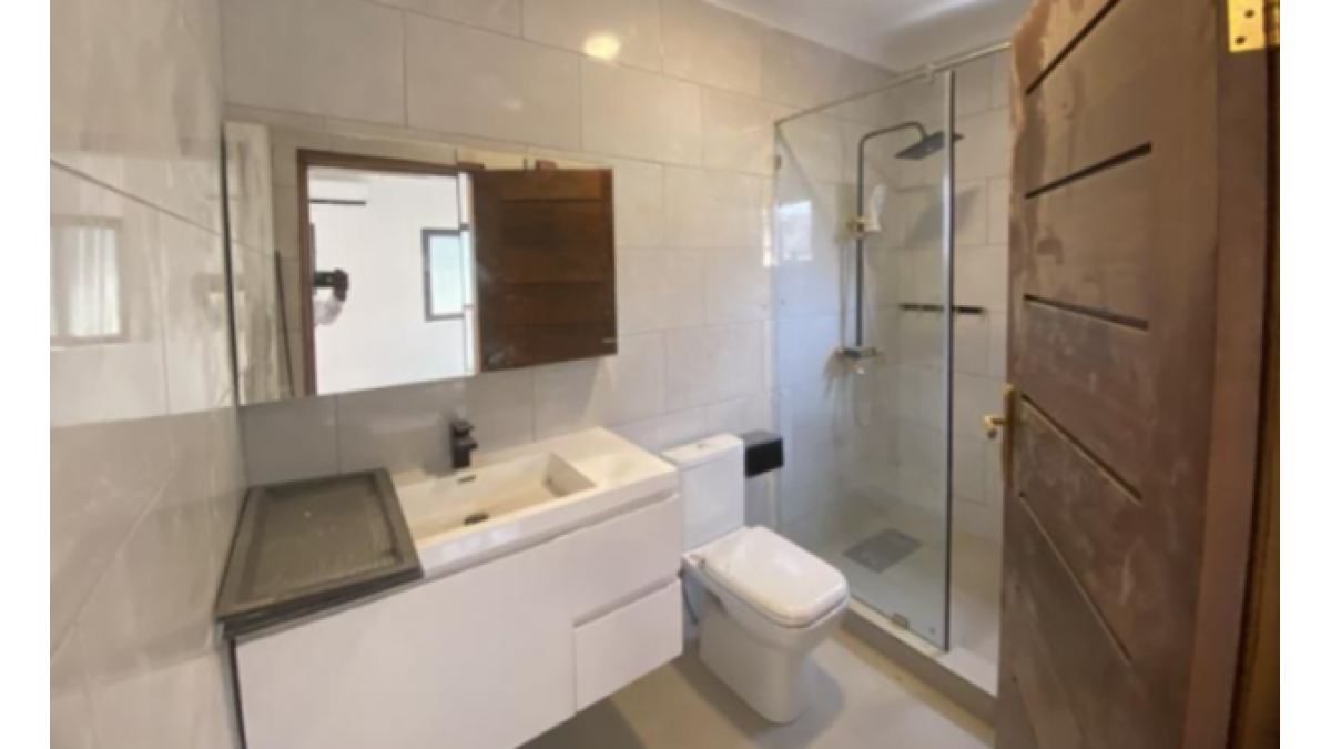 2 bed flat to let, Crown Lodge, Elystan Street - African Land