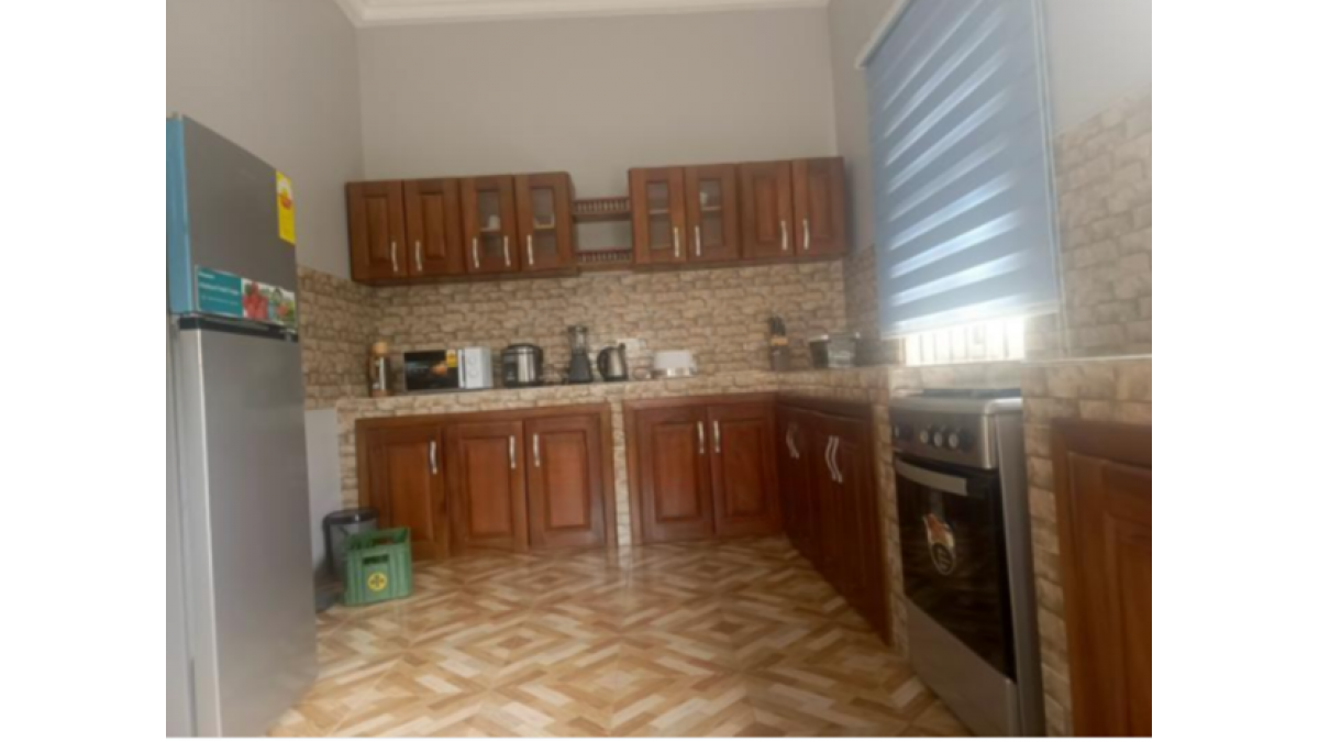 2 bed flat to let, Crown Lodge, Elystan Street - African Land