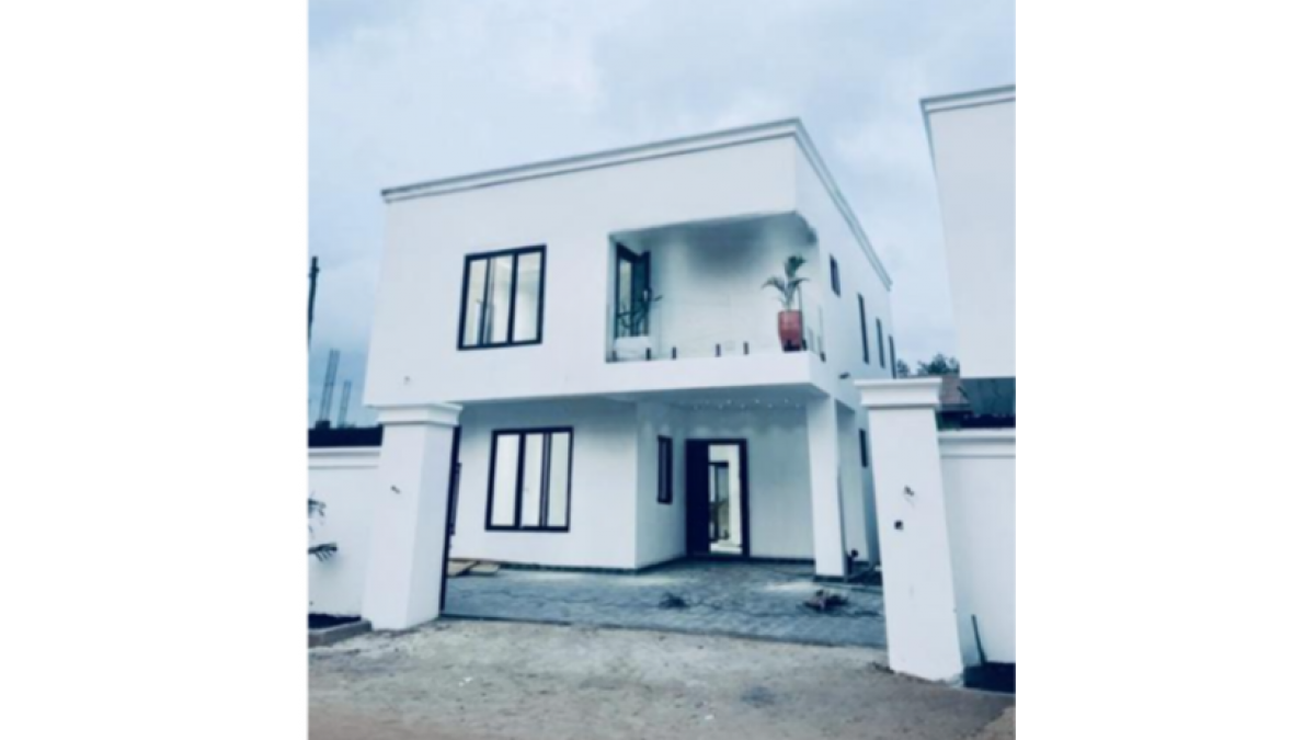2 bed flat to let, Crown Lodge, Elystan Street - African Land