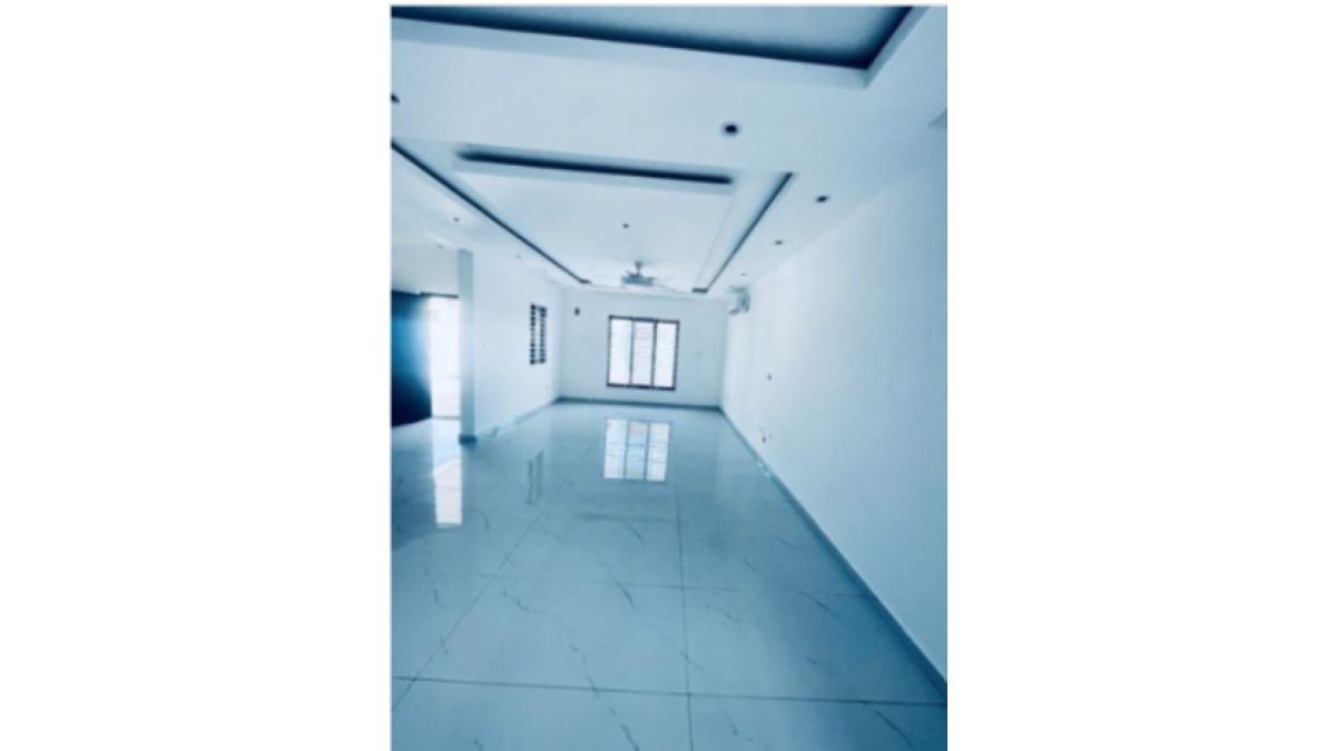 2 bed flat to let, Crown Lodge, Elystan Street - African Land