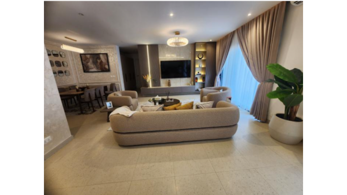 2 bed flat to let, Crown Lodge, Elystan Street - African Land