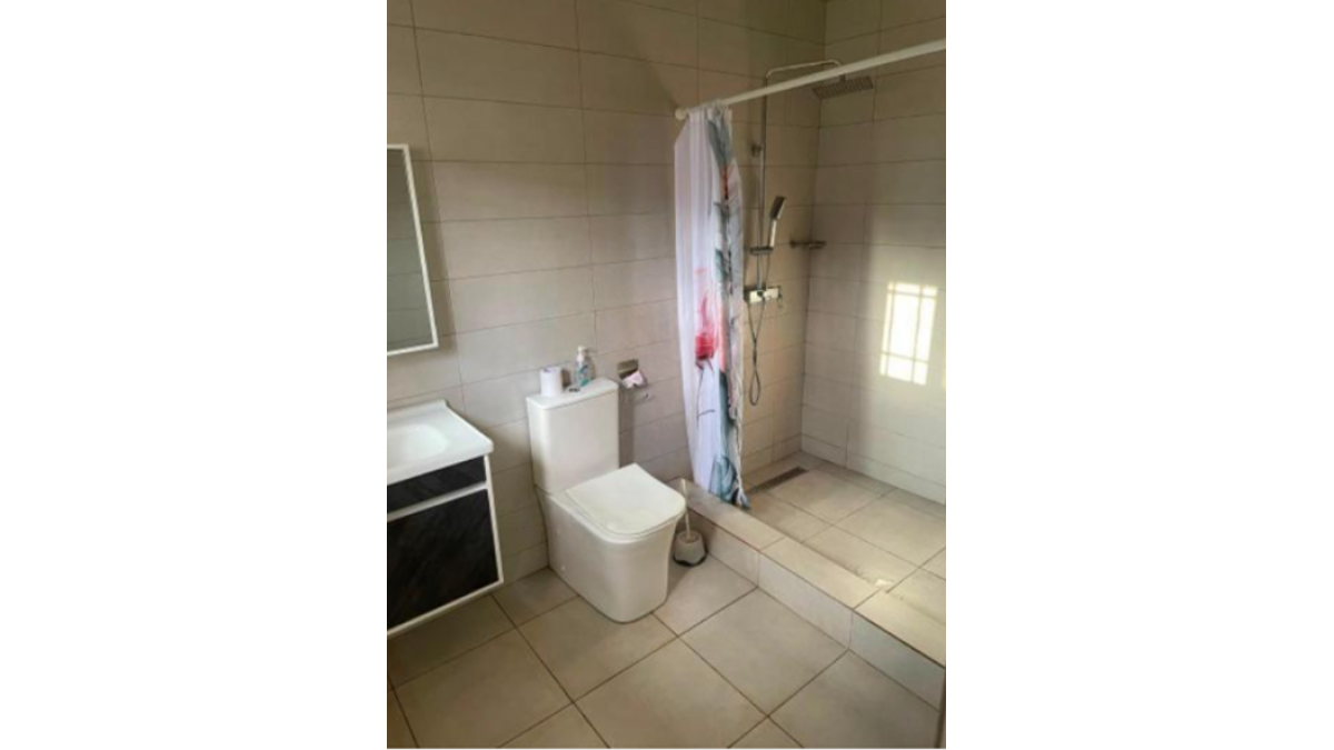 2 bed flat to let, Crown Lodge, Elystan Street - African Land