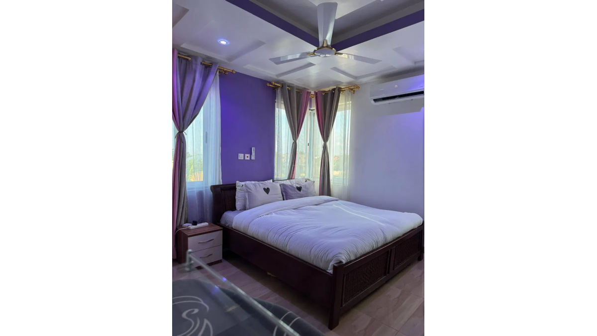 2 bed flat to let, Crown Lodge, Elystan Street - African Land