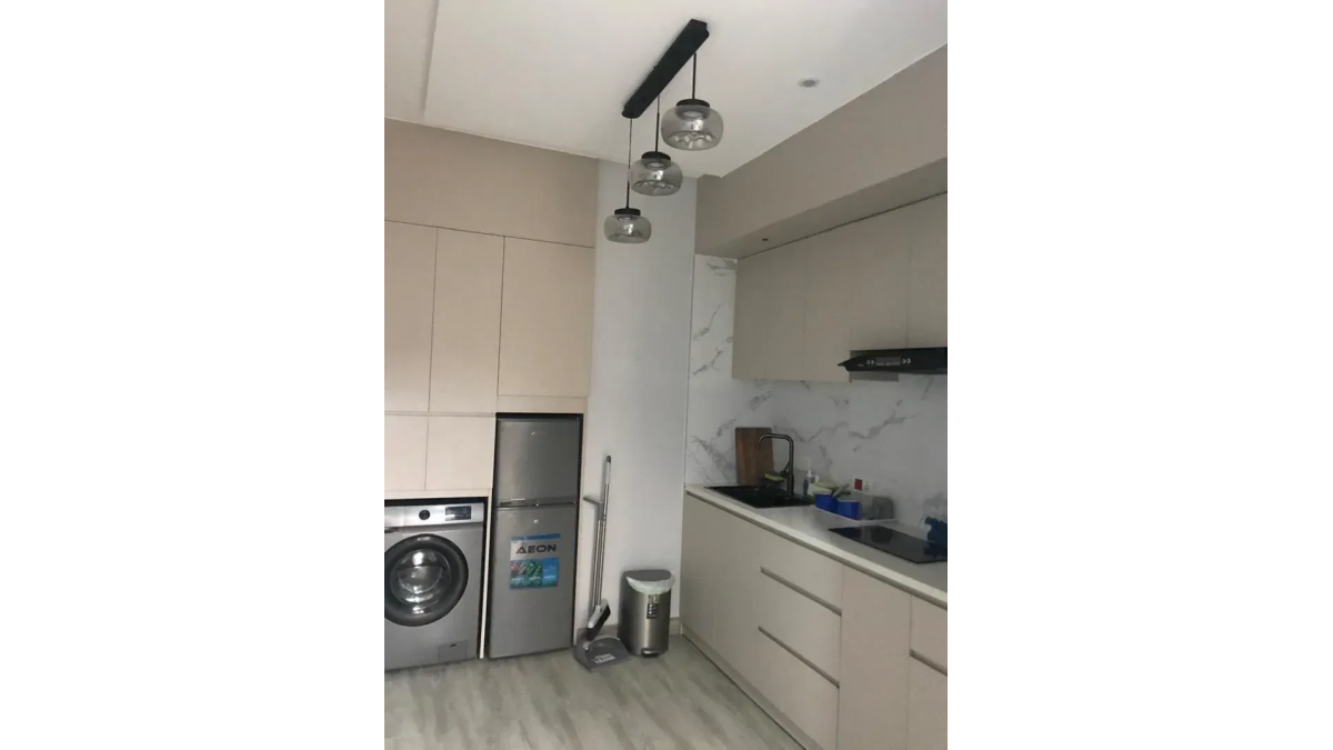 2 bed flat to let, Crown Lodge, Elystan Street - African Land