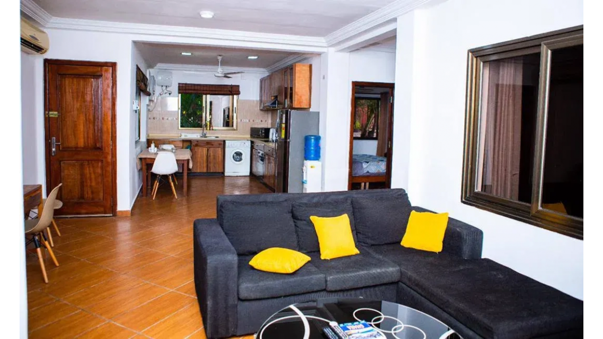 2 bed flat to let, Crown Lodge, Elystan Street - African Land