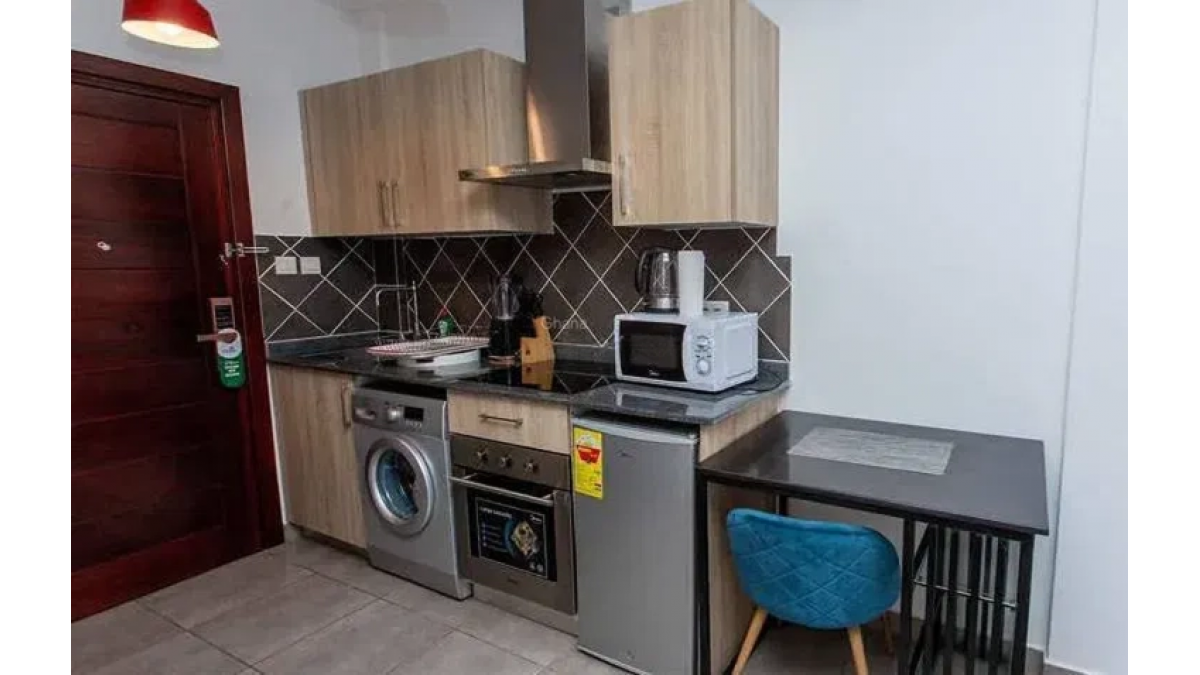 2 bed flat to let, Crown Lodge, Elystan Street - African Land
