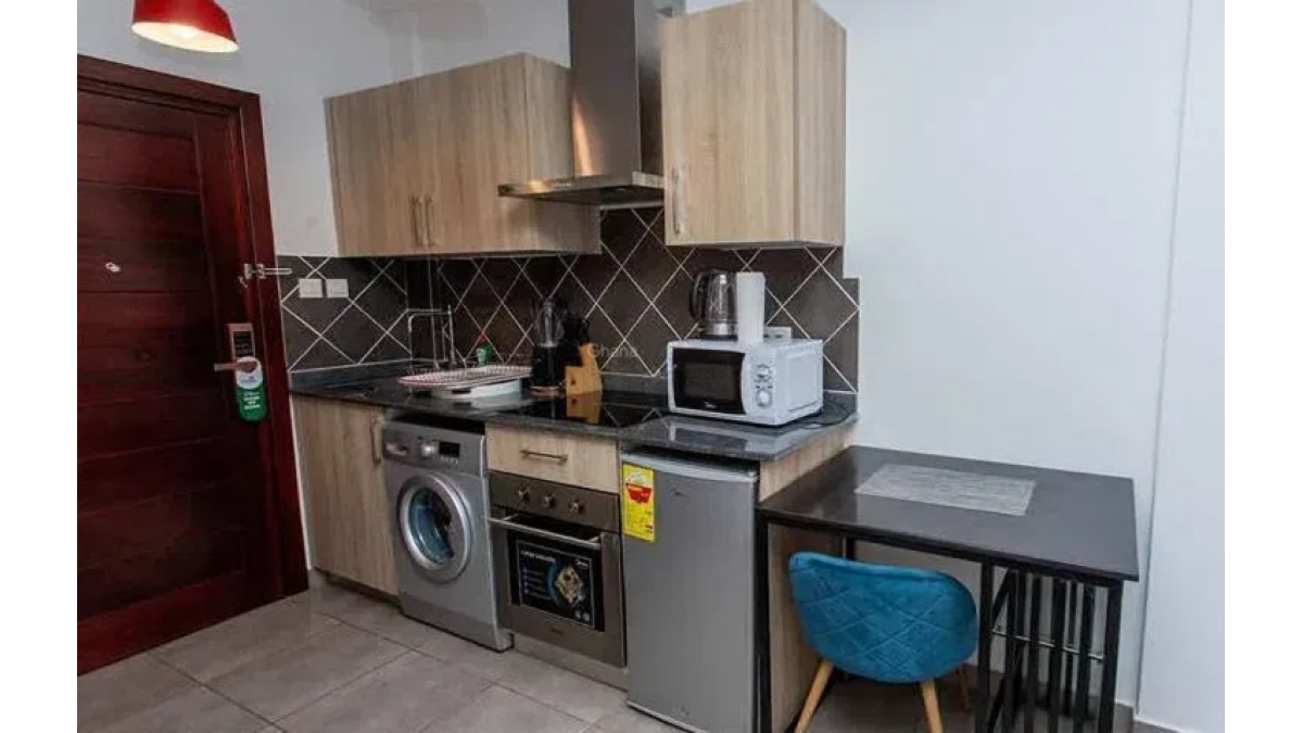 Luxury 2-Bedroom Furnished Apartment for Short Let in Airport Junction, Accra