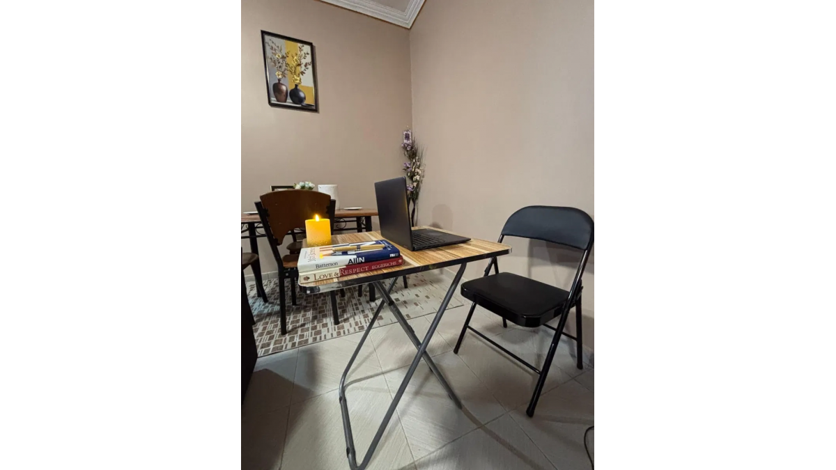 2 bed flat to let, Crown Lodge, Elystan Street - African Land