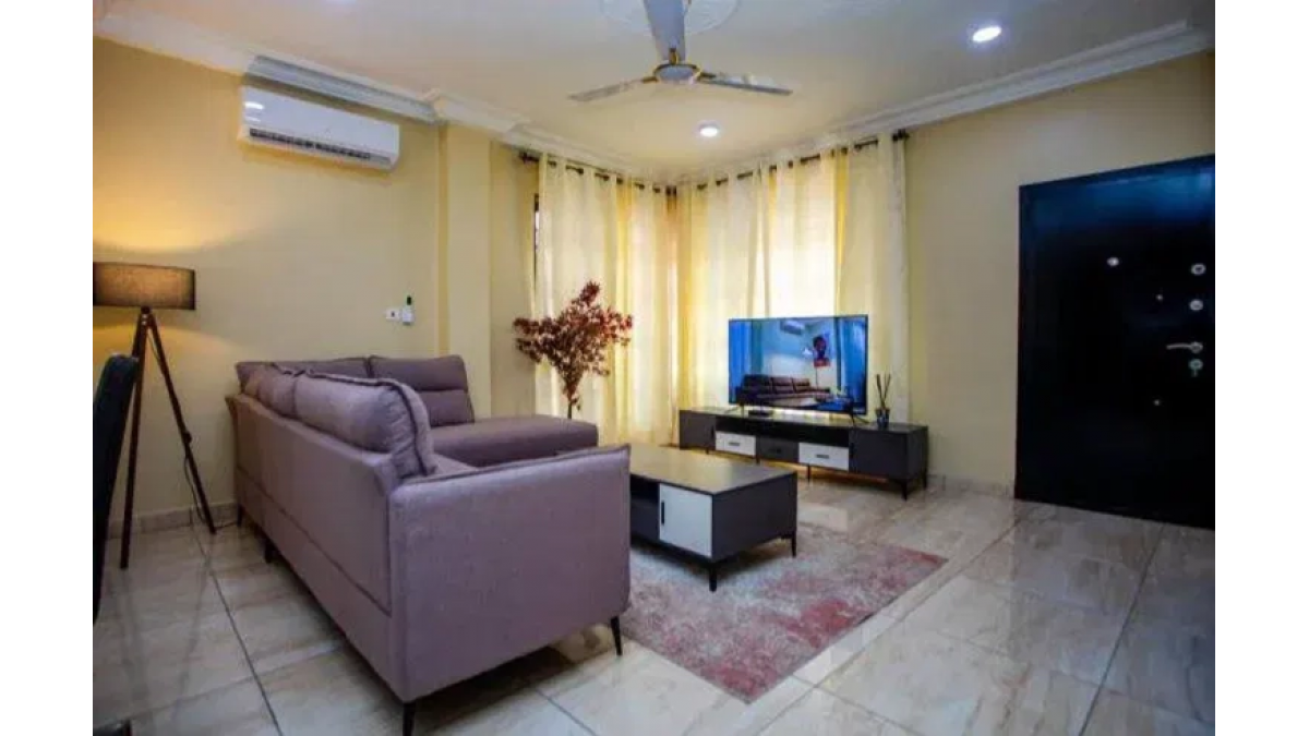 2 bed flat to let, Crown Lodge, Elystan Street - African Land