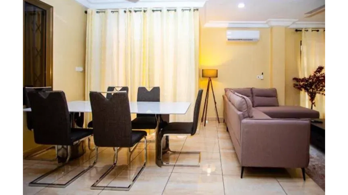 2 bed flat to let, Crown Lodge, Elystan Street - African Land