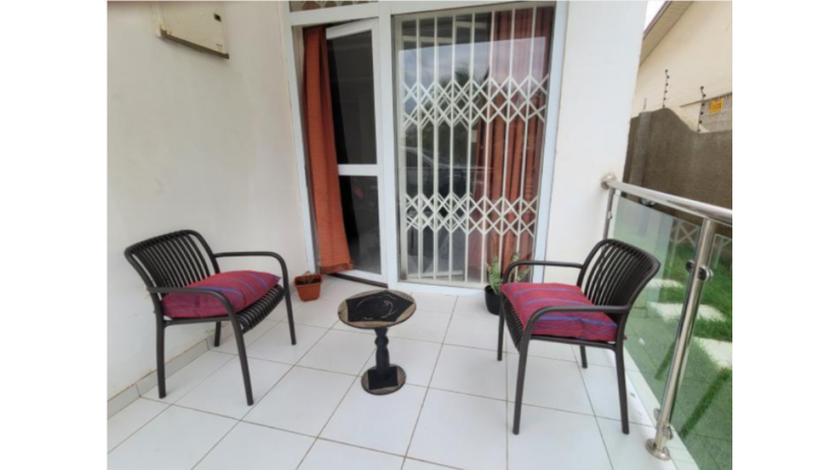 2 bed flat to let, Crown Lodge, Elystan Street - African Land