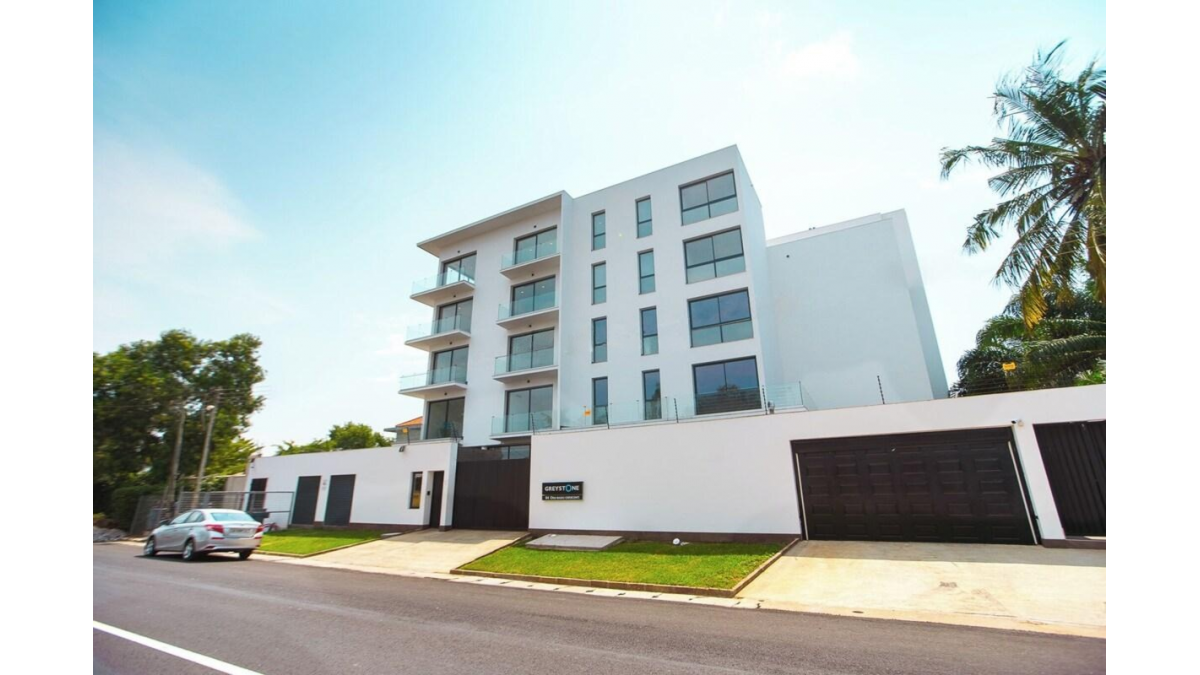 2 bed flat to let, Crown Lodge, Elystan Street - African Land