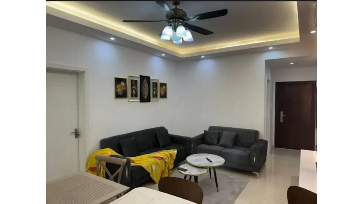 2 bed flat to let, Crown Lodge, Elystan Street - African Land