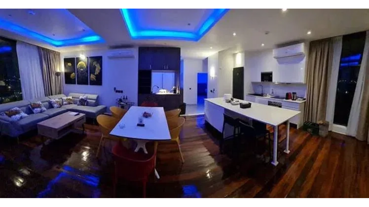 2 bed flat to let, Crown Lodge, Elystan Street - African Land