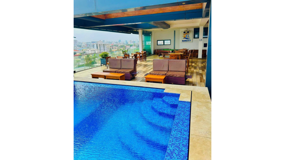 2 bed flat to let, Crown Lodge, Elystan Street - African Land