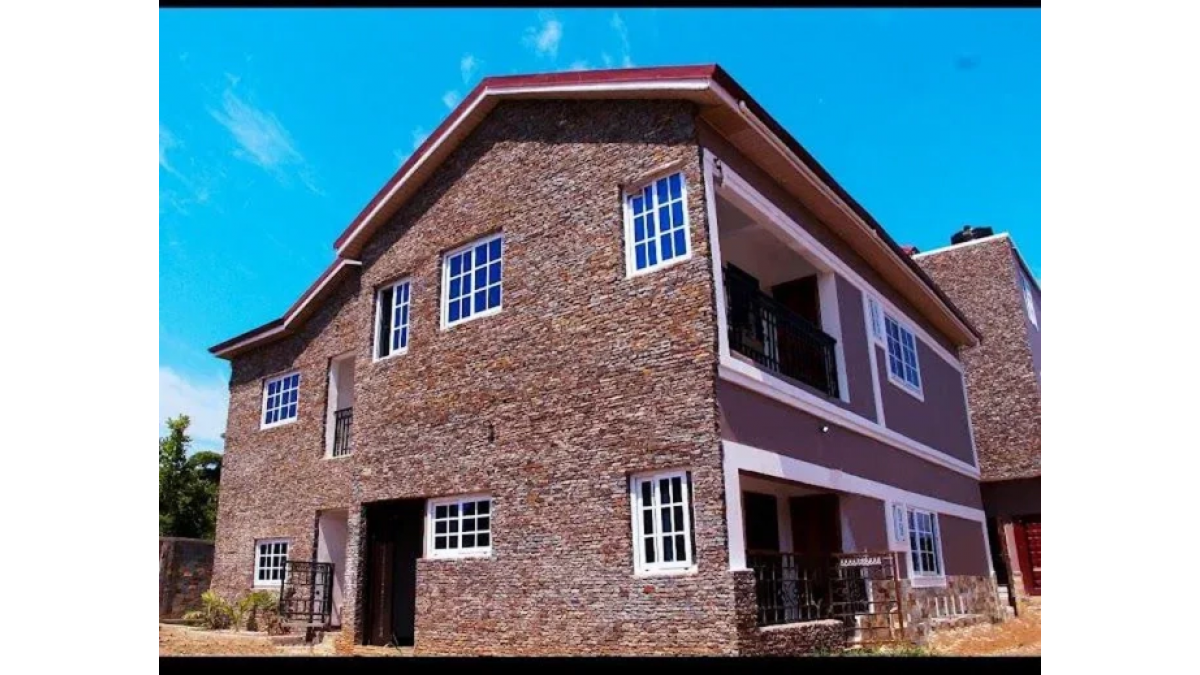 2 bed flat to let, Crown Lodge, Elystan Street - African Land