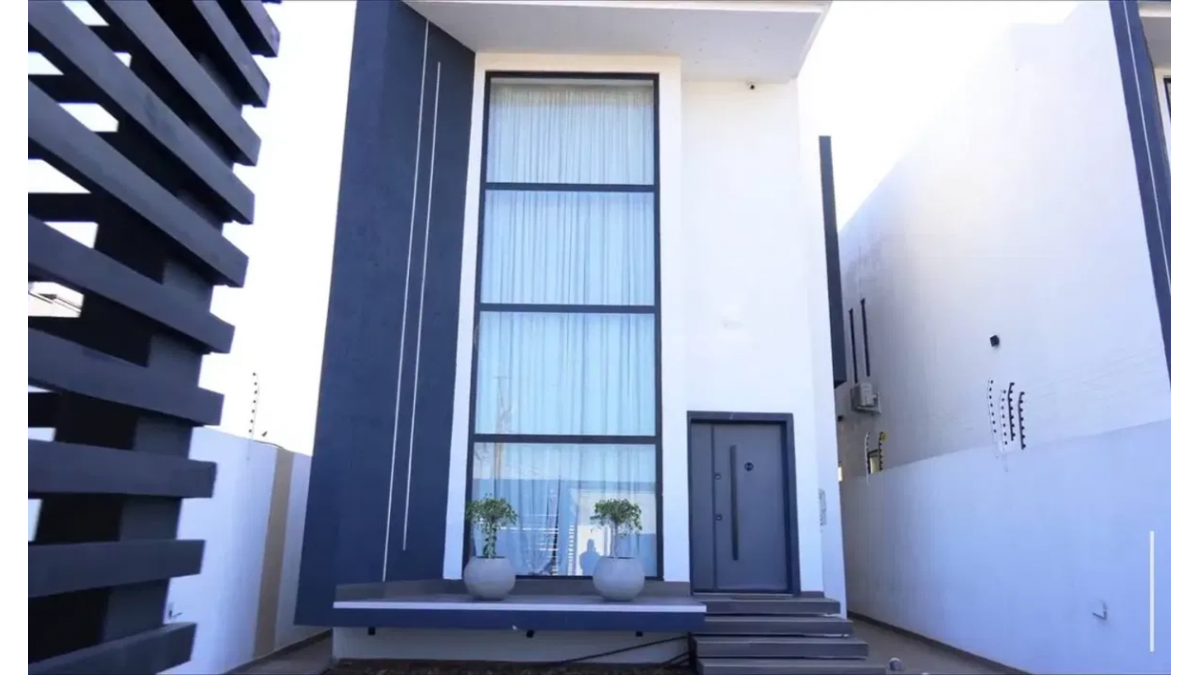Luxurious Furnished 4-Bedroom Townhouse Airbnb in Nanakrom, East Legon Hills, Accra