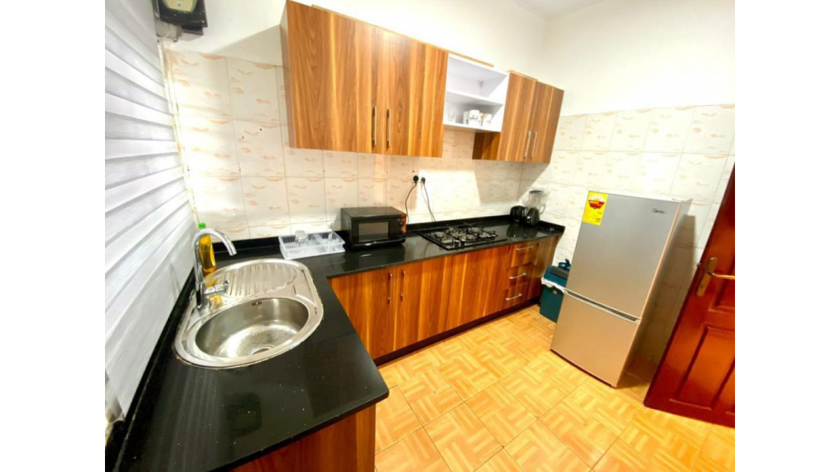 2 bed flat to let, Crown Lodge, Elystan Street - African Land