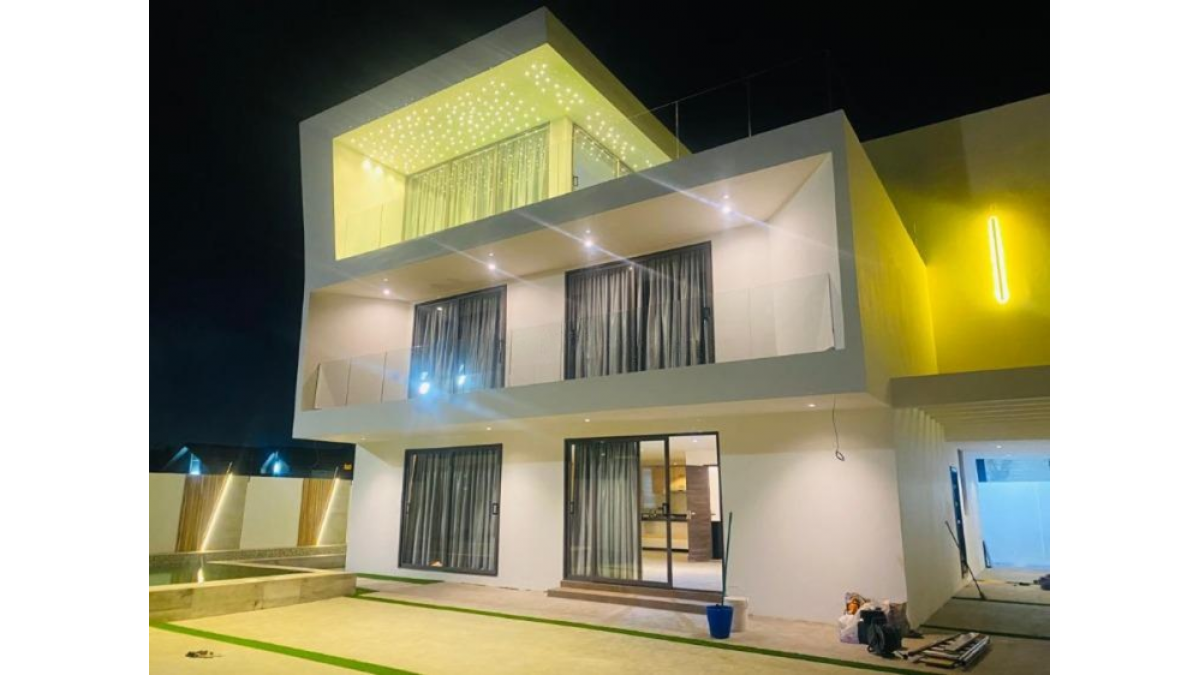 Exquisite 4-Bedroom Fully Furnished Detached Duplex for Short Let in Adjiringanor, East Legon, Accra