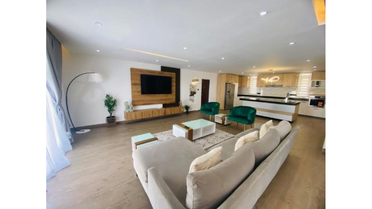 2 bed flat to let, Crown Lodge, Elystan Street - African Land