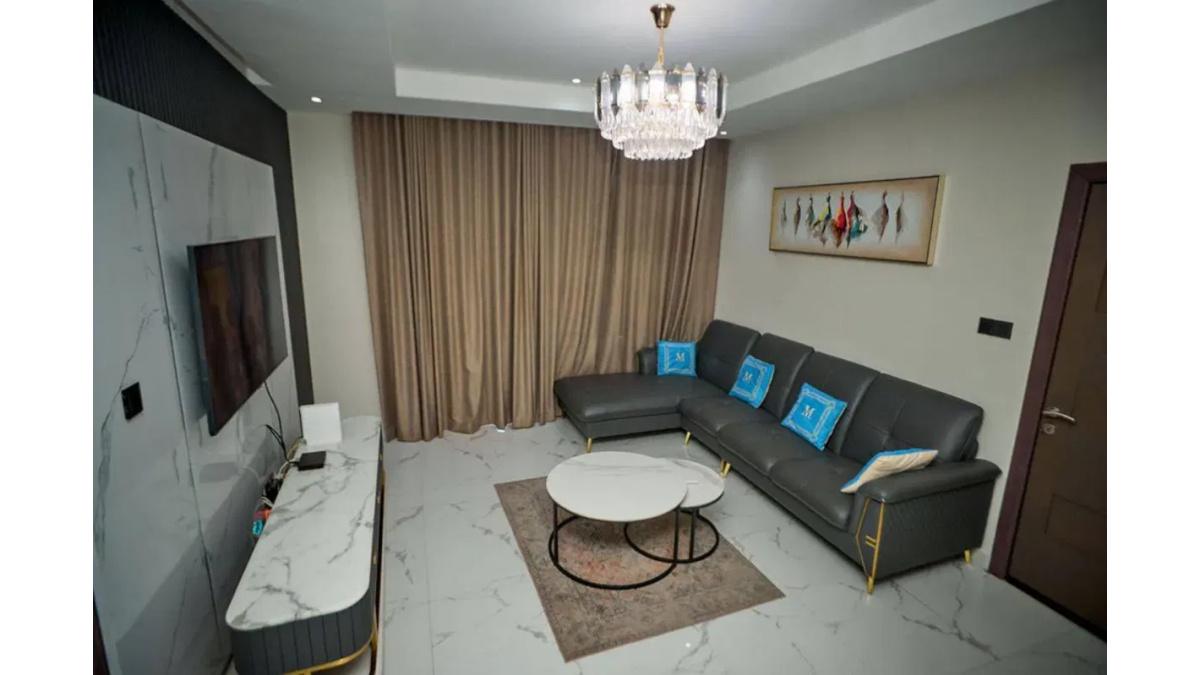 Luxurious Furnished 2-Bedroom Apartment for Short Let in East Legon