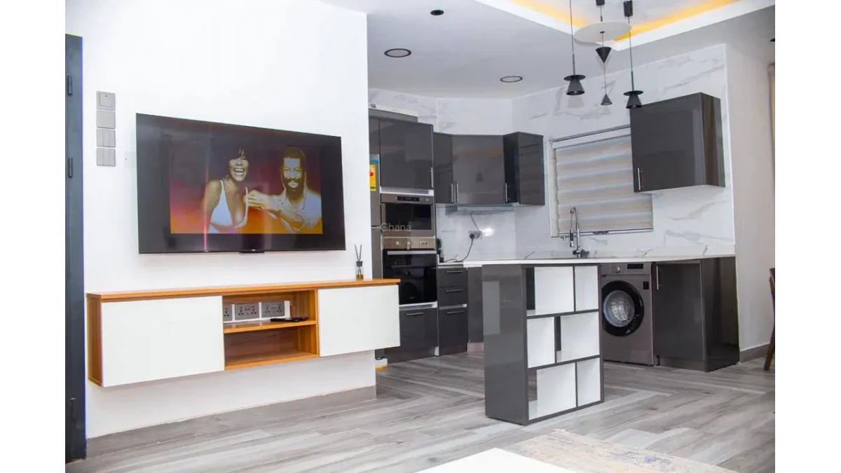 2 bed flat to let, Crown Lodge, Elystan Street - African Land