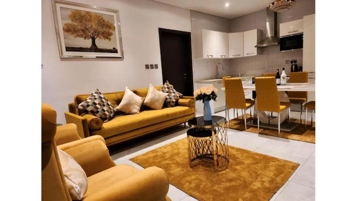 2 bed flat to let, Crown Lodge, Elystan Street - African Land