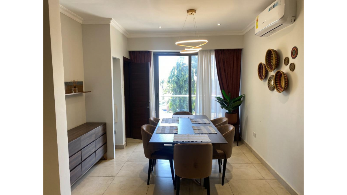 2 bed flat to let, Crown Lodge, Elystan Street - African Land