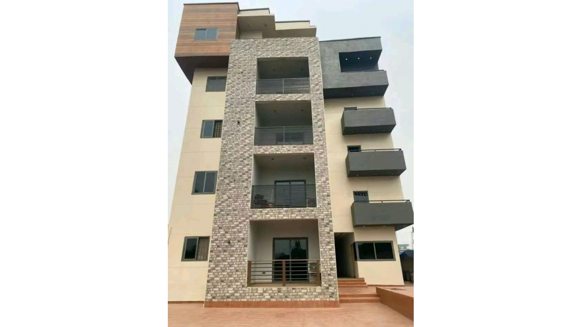 2 bed flat to let, Crown Lodge, Elystan Street - African Land