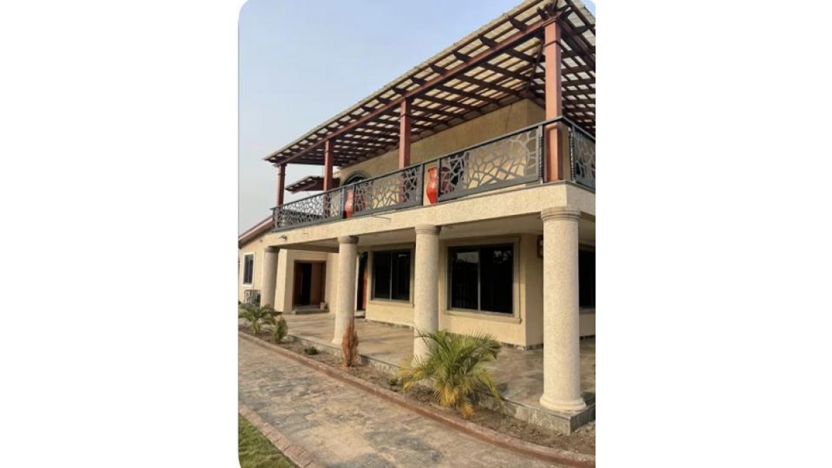 2 bed flat to let, Crown Lodge, Elystan Street - African Land
