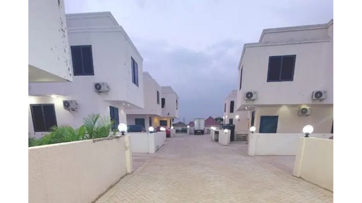 Luxury 2-Bedroom Furnished Apartment for Short Let in Nmai-Dzorn, East Legon