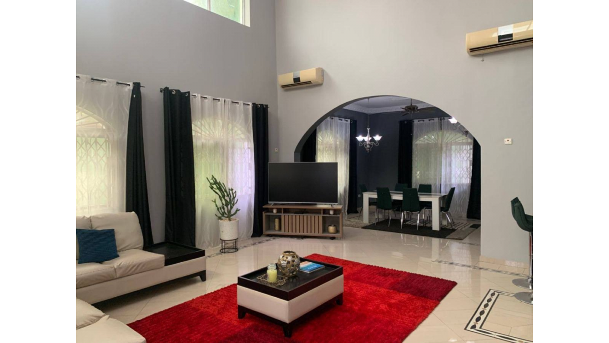 2 bed flat to let, Crown Lodge, Elystan Street - African Land